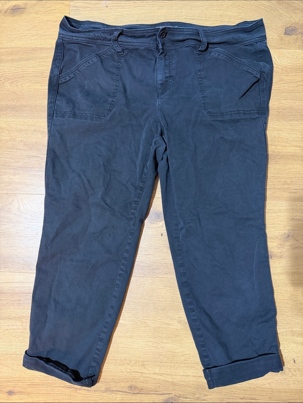 torrid Black Womens Black  - Straight Casual Cut Cropped